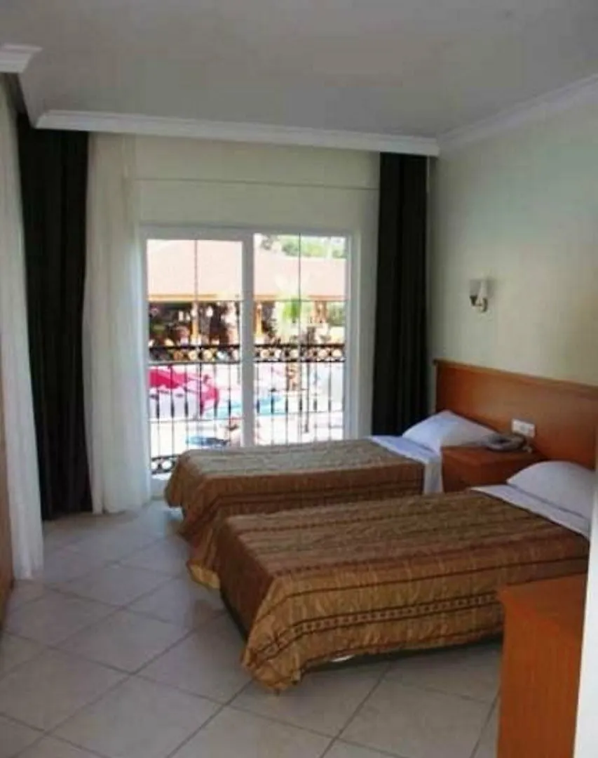 Celay Hotel Ölüdeniz