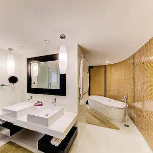 Hotel Cinnamon Grand