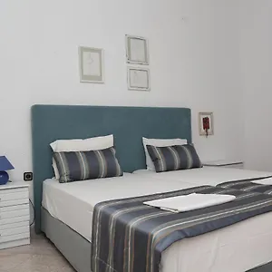 Maison La Daire Aya Paraskevi