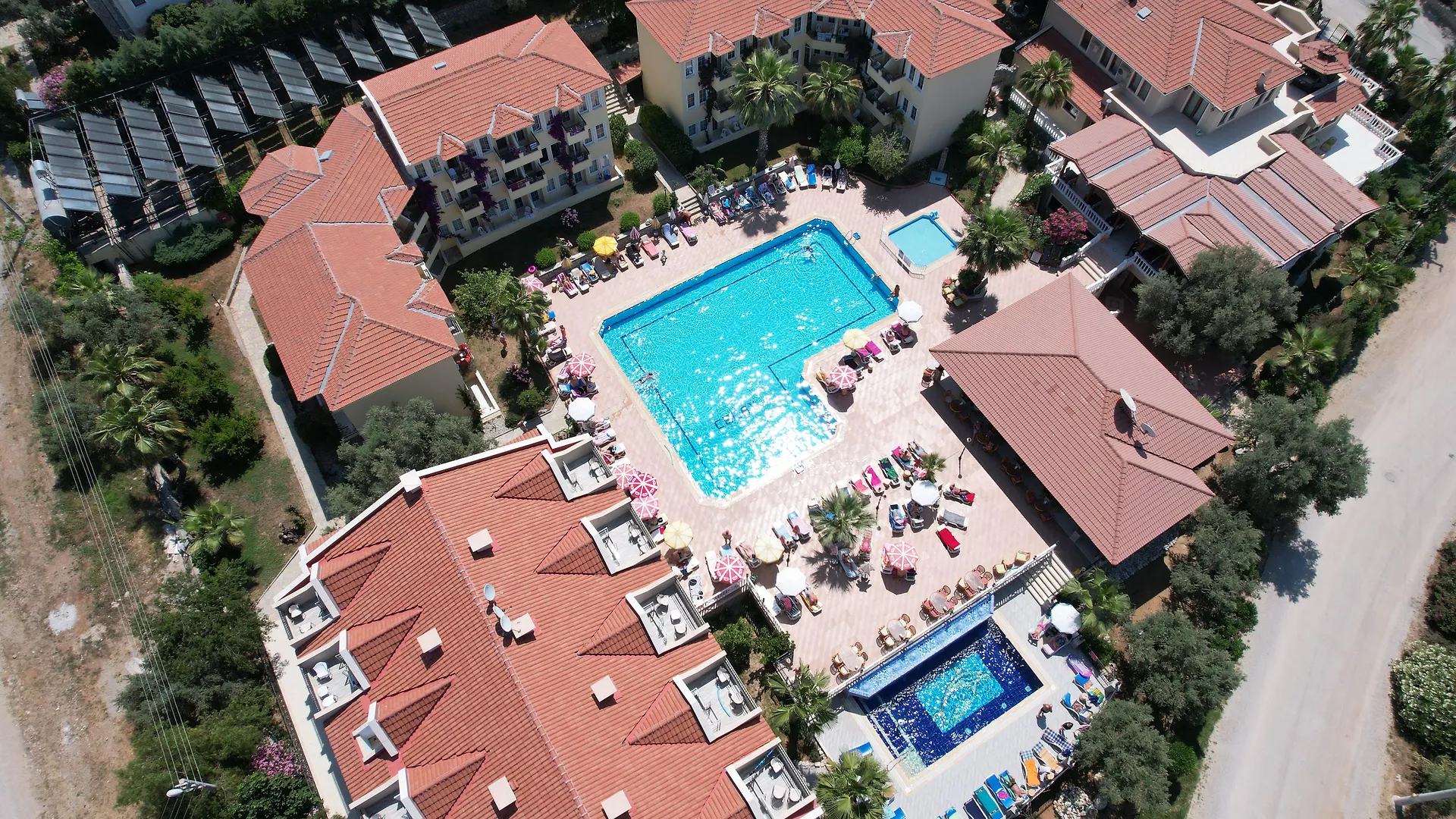 Celay Hotel contacts